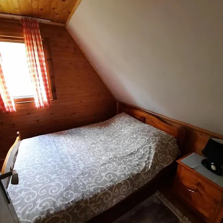 Vikendica Neven Zaovine